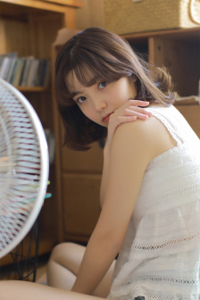 女警蒋小娟的奶被领导吃